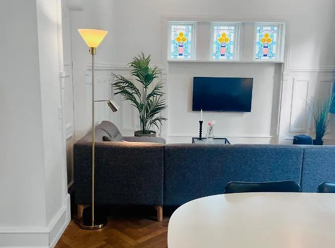 Villa Near City Centre *