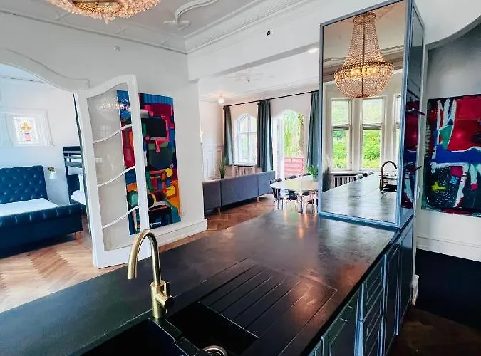 Villa Near City Centre *