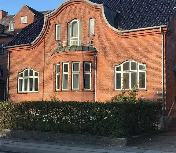 Near City Centre Villa *